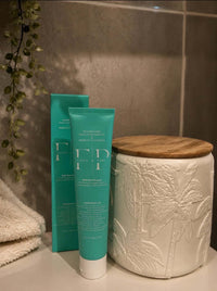 Flossy & Pure Mild Mint Nano-Hydroxyapatite Prebiotic Toothpaste, product photo